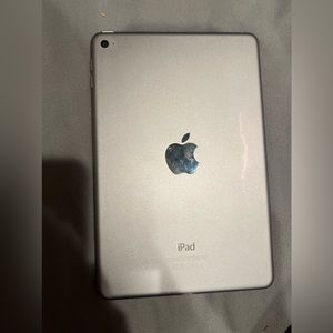 iPad Mini 4